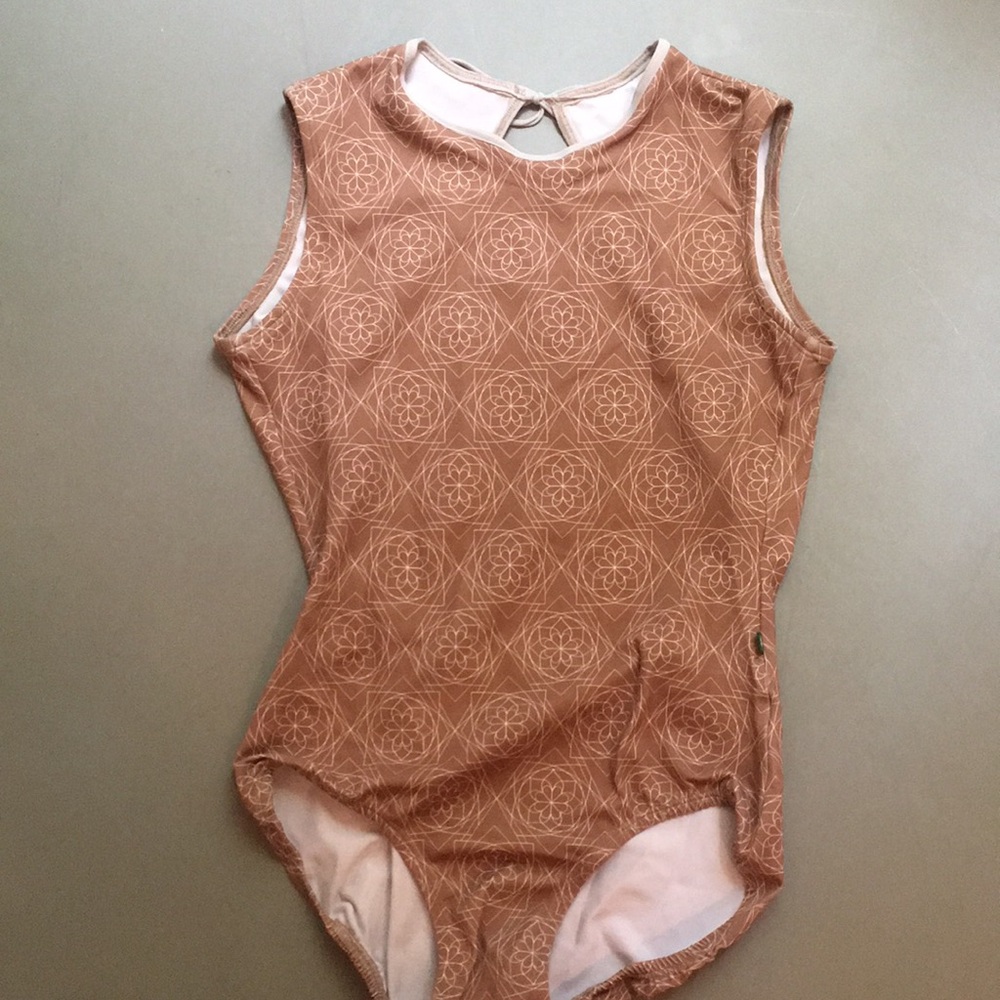 Lucky Leo Leotard Adult Medium